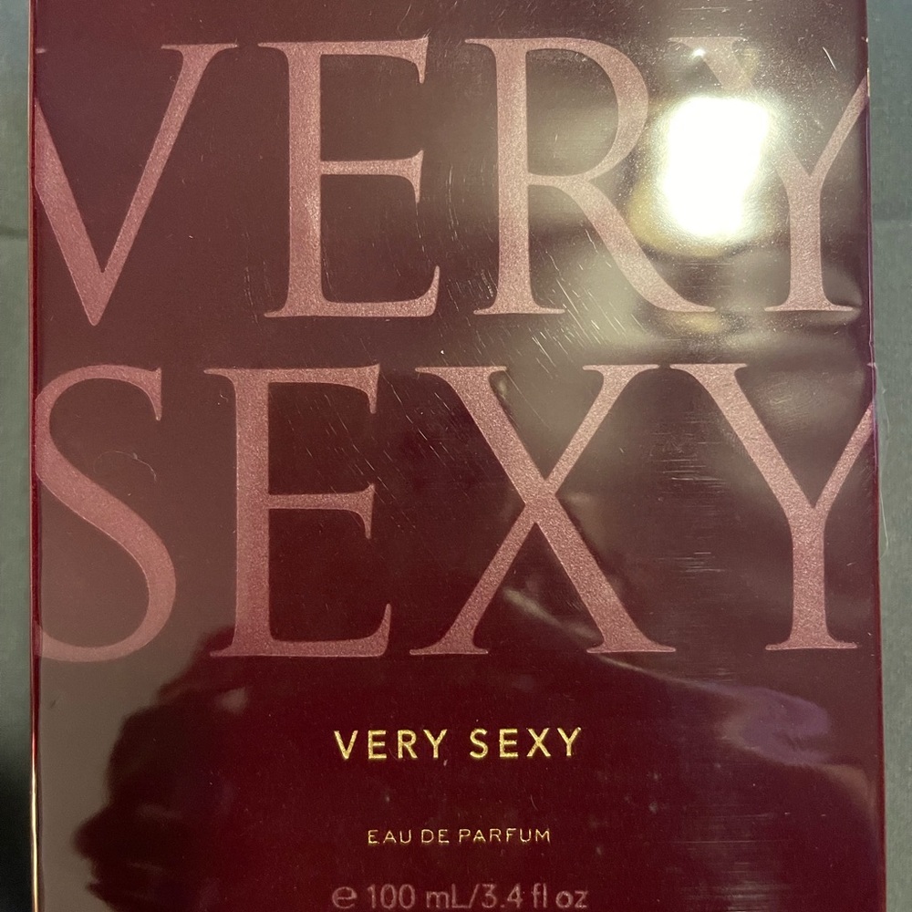 Very Sexy for Her perfume by Victoria’s Secret 3.4oz